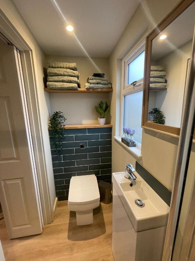 The Hideaway By The Sea - Free Parking Apartment Brighton ภายนอก รูปภาพ